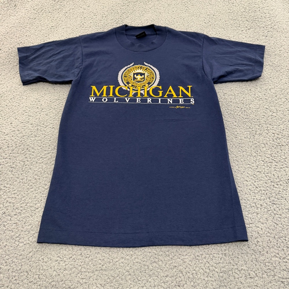 Vintage Michigan Wolverines T-Shirt Mens Small Navy Single Stitch Screen Stars
